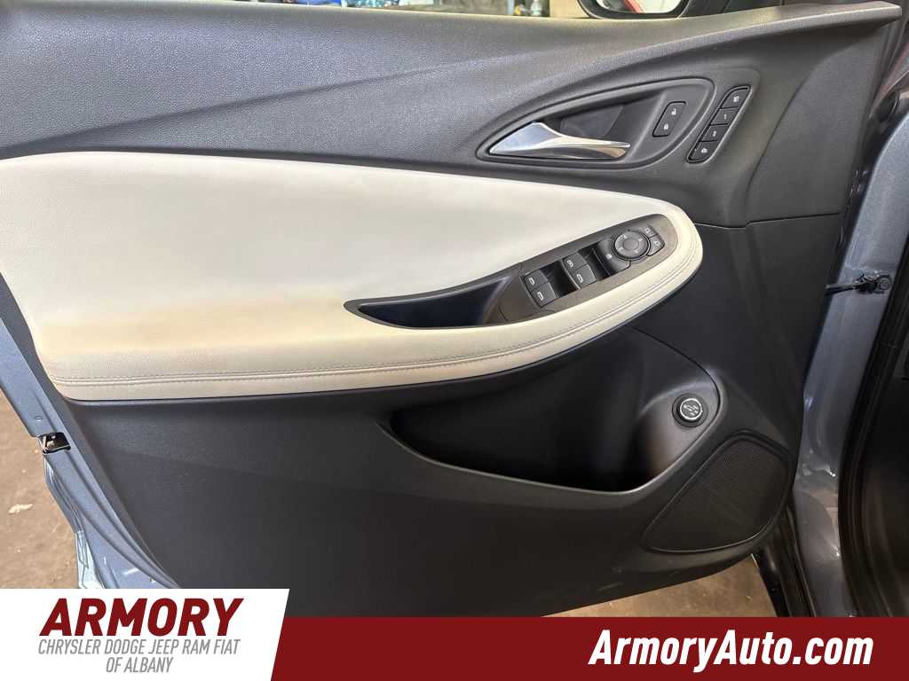 Thumbnail: 2022 Buick Encore GX - 6