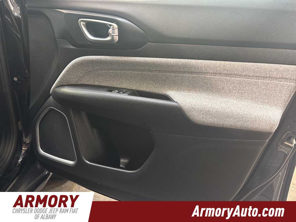 Thumbnail: 2022 Jeep Compass - 35