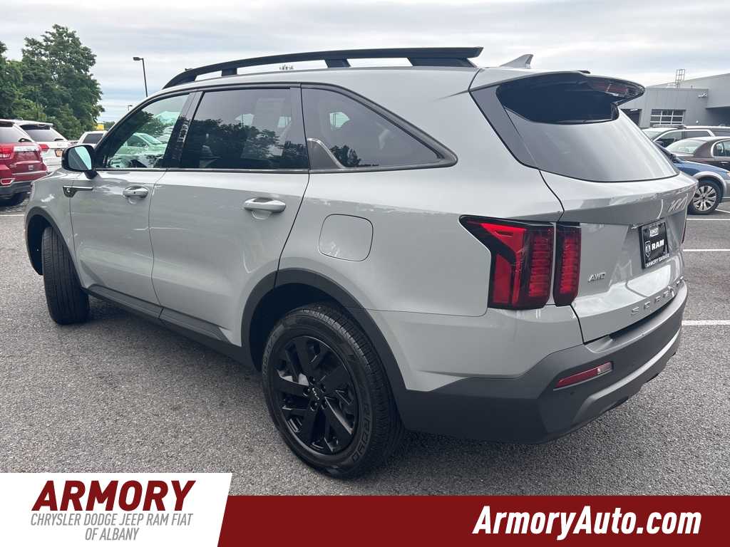 Thumbnail: 2022 Kia Sorento - 6