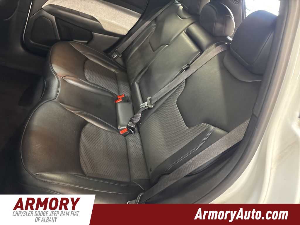 Thumbnail: 2023 Jeep Compass - 25