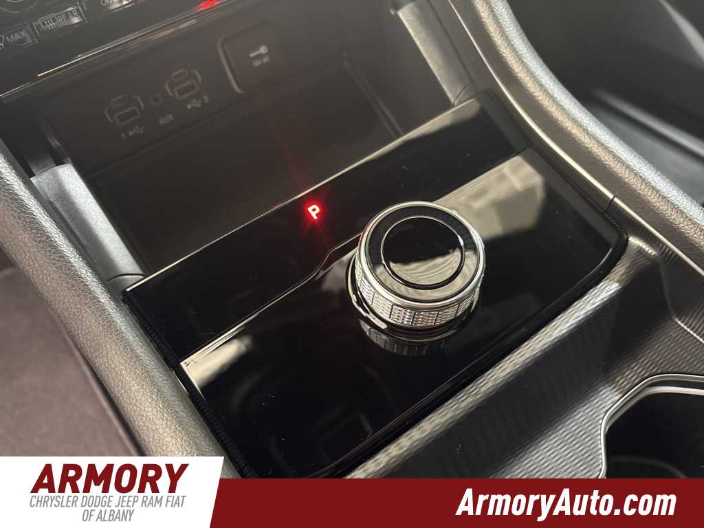 Thumbnail: 2025 Jeep Grand Cherokee L - 16