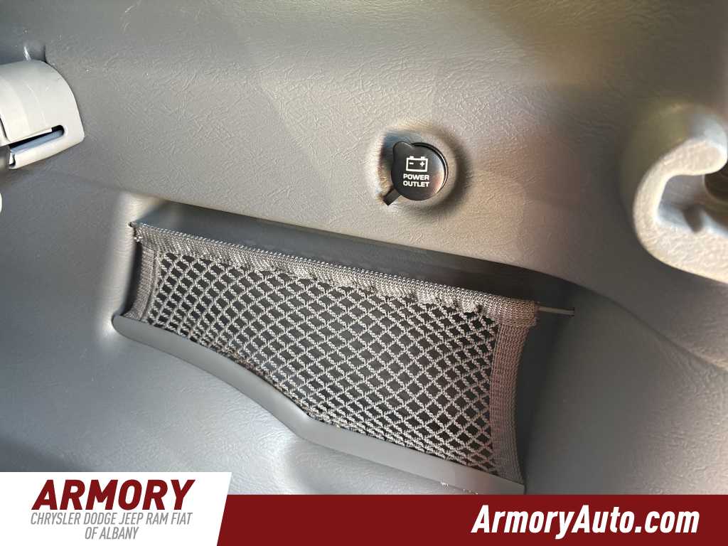 Thumbnail: 2006 Jeep Liberty - 24
