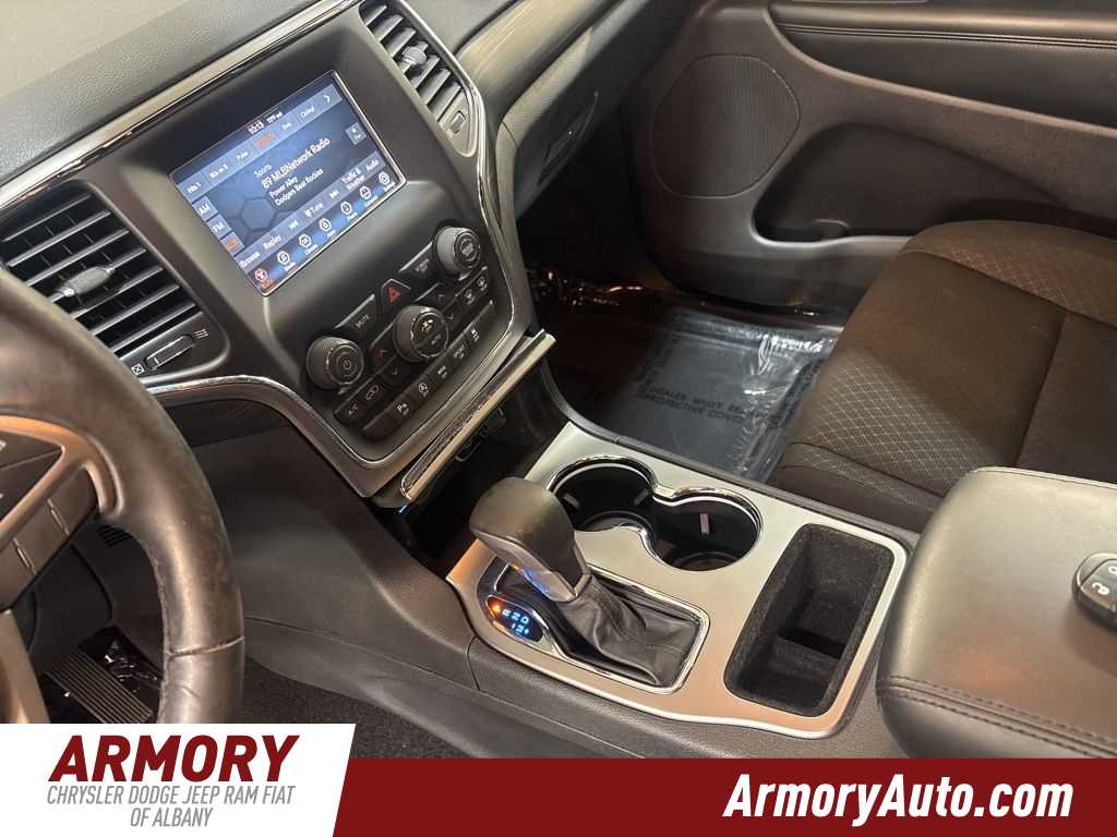 Thumbnail: 2020 Jeep Grand Cherokee - 16