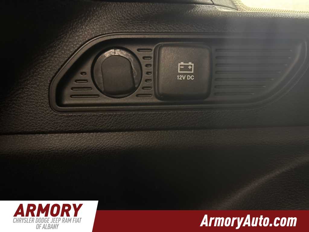 Thumbnail: 2025 Jeep Grand Cherokee - 26