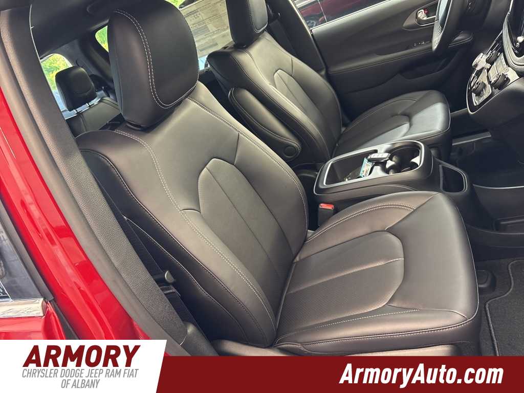 Thumbnail: 2026 Chrysler Pacifica - 41