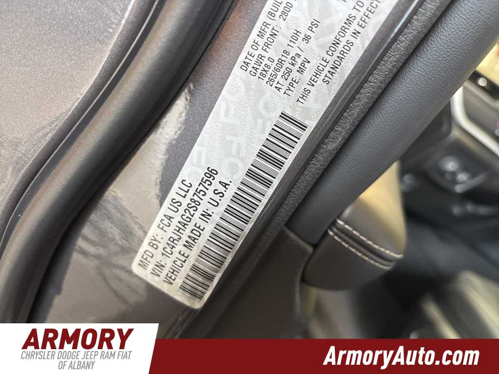 Thumbnail: 2025 Jeep Grand Cherokee - 38