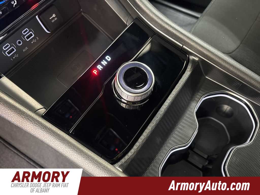 Thumbnail: 2026 Jeep Grand Cherokee - 21