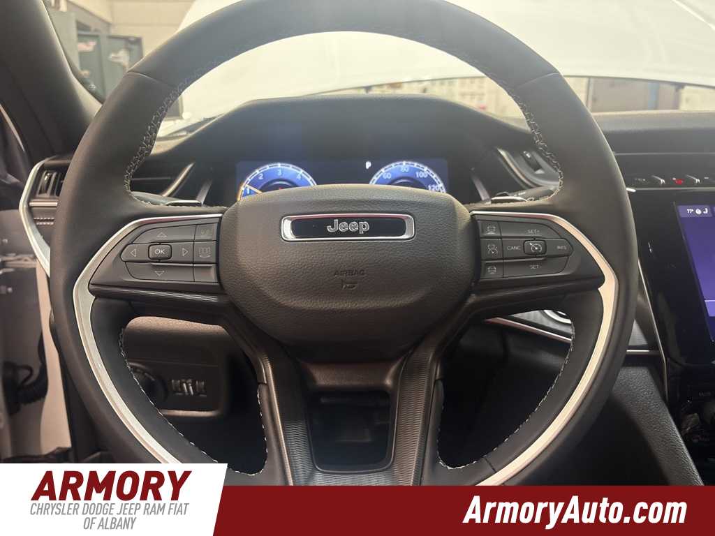 Thumbnail: 2025 Jeep Grand Cherokee L - 13