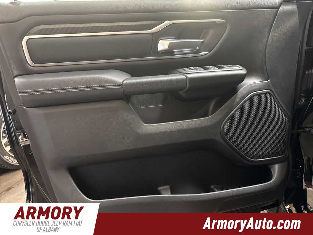 Thumbnail: 2026 RAM 1500 - 7