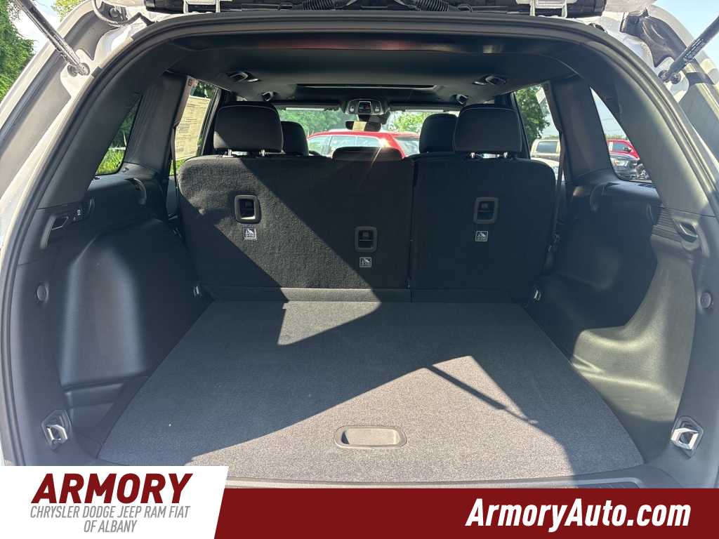 Thumbnail: 2025 Jeep Grand Cherokee - 13