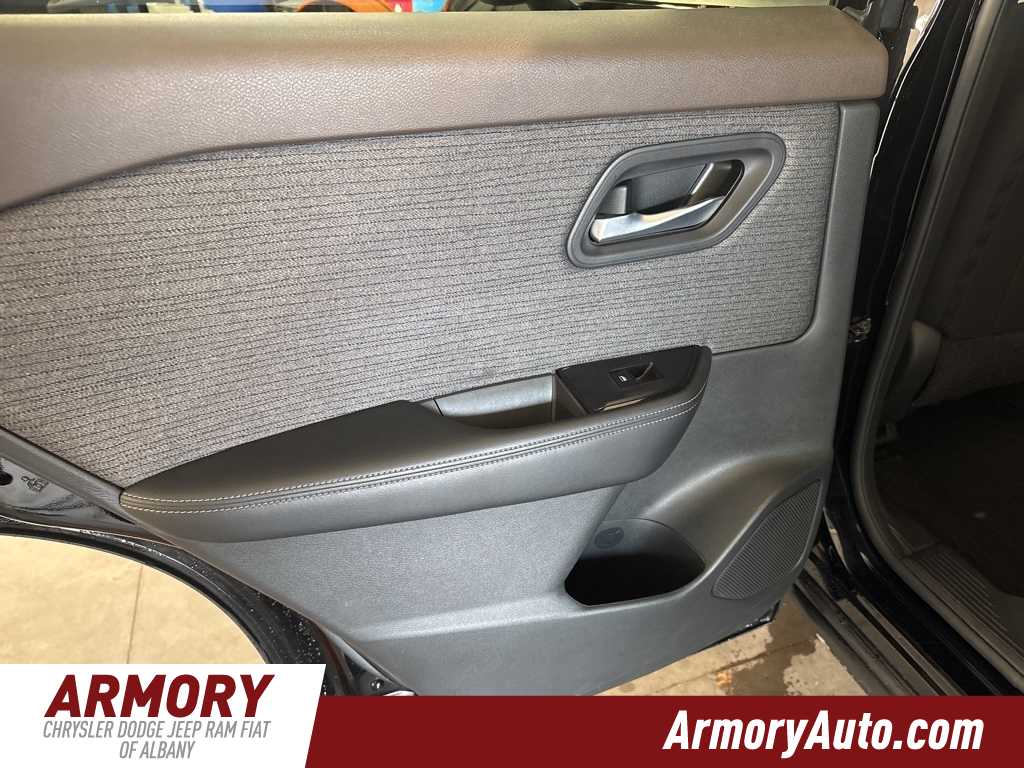 Thumbnail: 2022 Nissan Rogue - 23