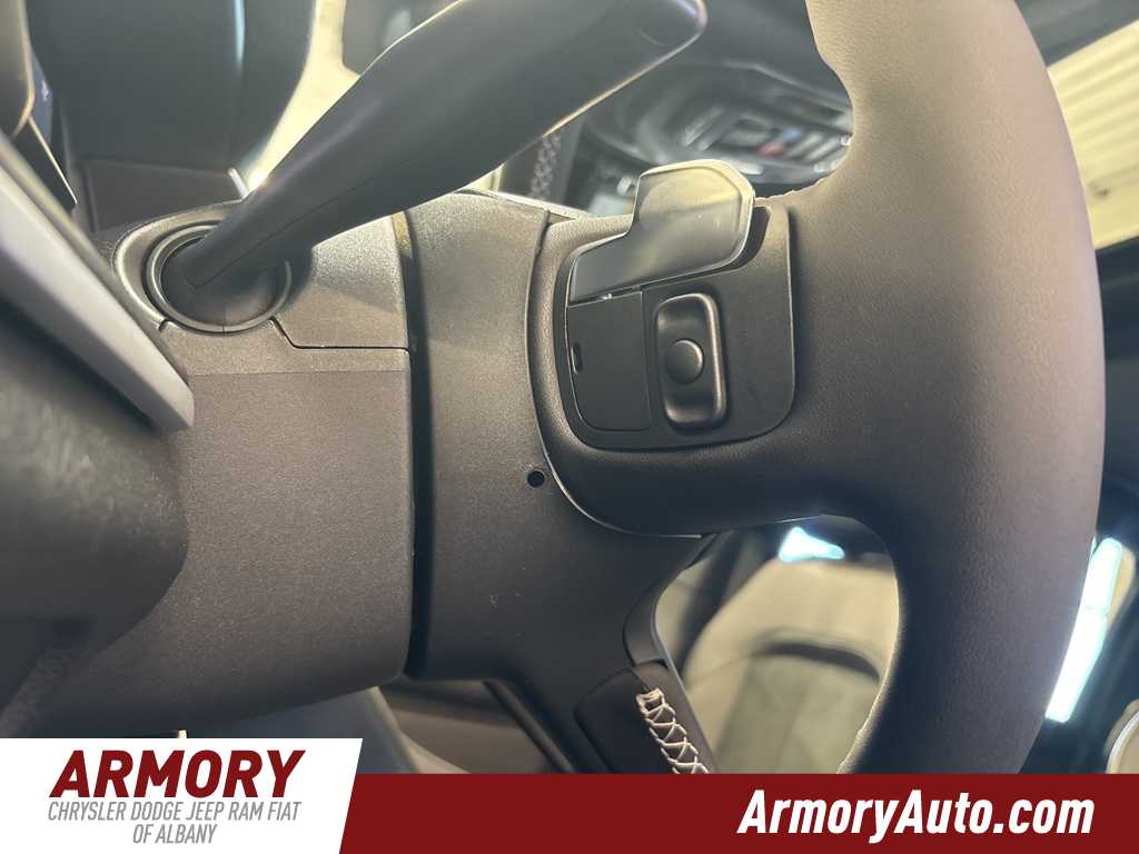 Thumbnail: 2025 Jeep Grand Cherokee L - 11