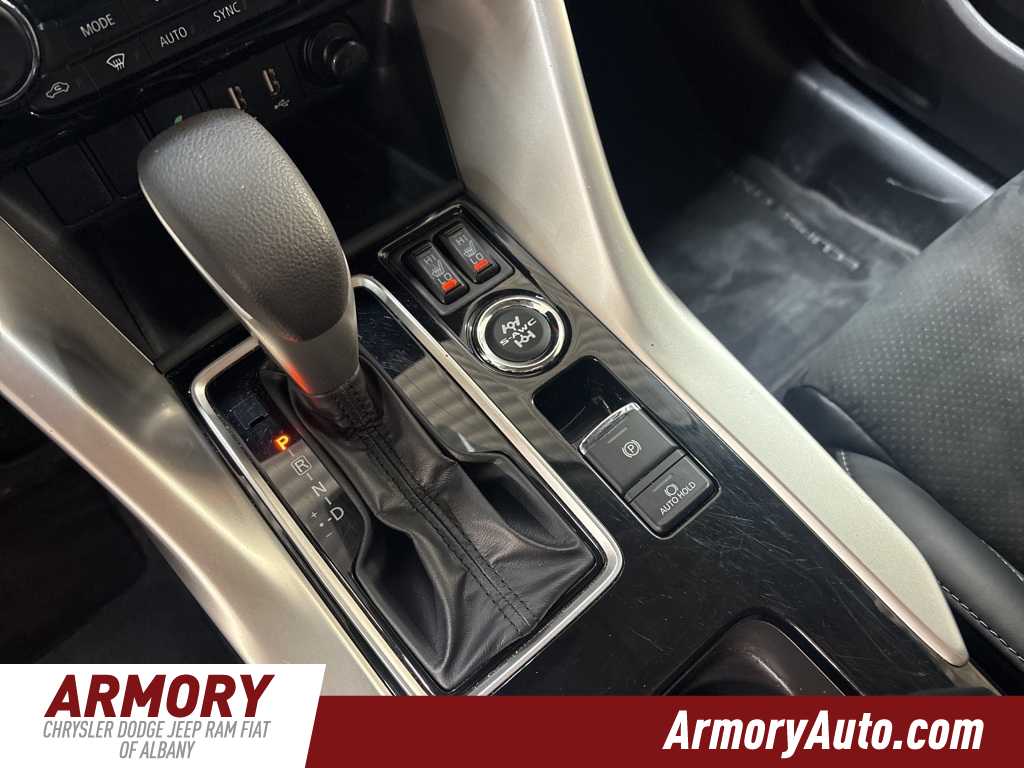 Thumbnail: 2024 Mitsubishi Eclipse Cross - 20