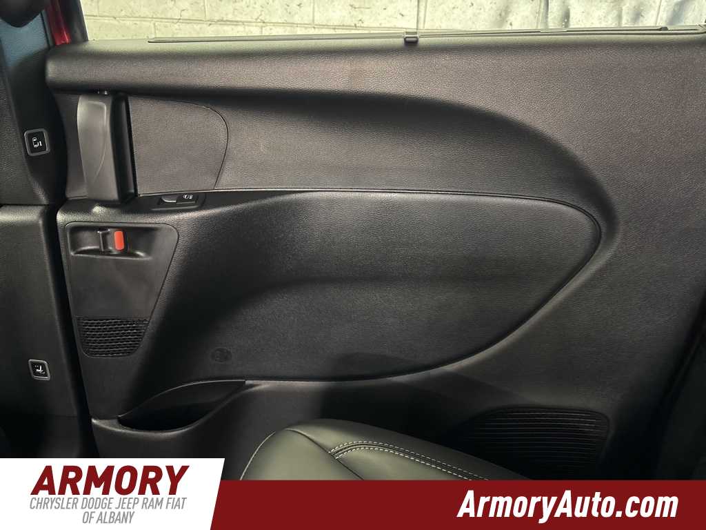 Thumbnail: 2026 Chrysler Pacifica - 30