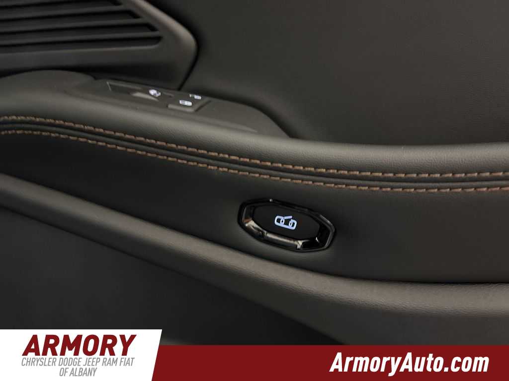 Thumbnail: 2026 Jeep Cherokee - 35