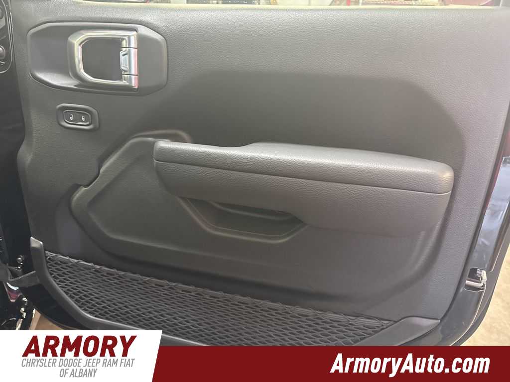 Thumbnail: 2026 Jeep Wrangler - 30