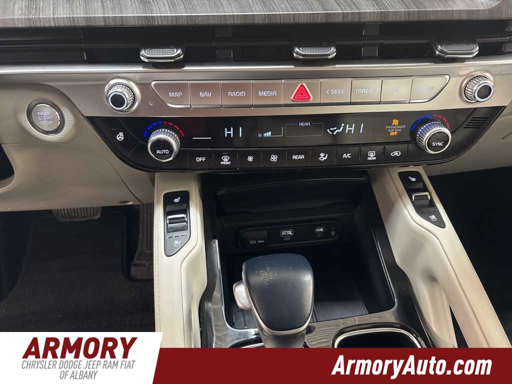 Thumbnail: 2023 Kia Telluride - 18