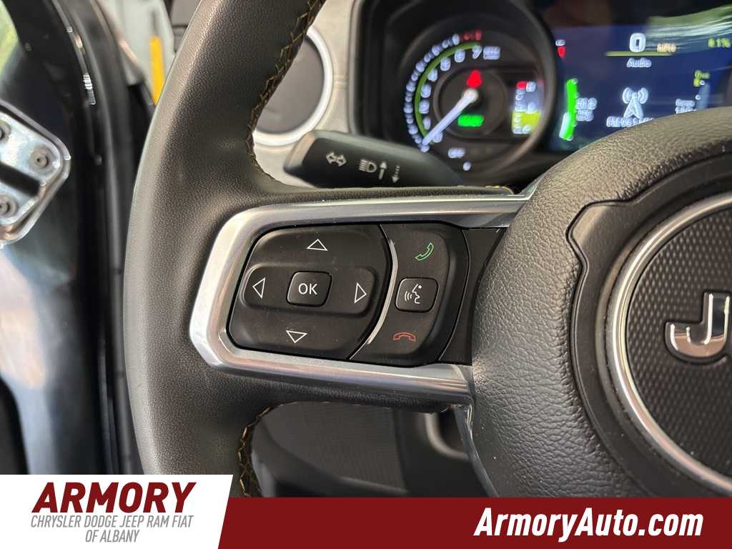 2024 Jeep Wrangler Sahara 14