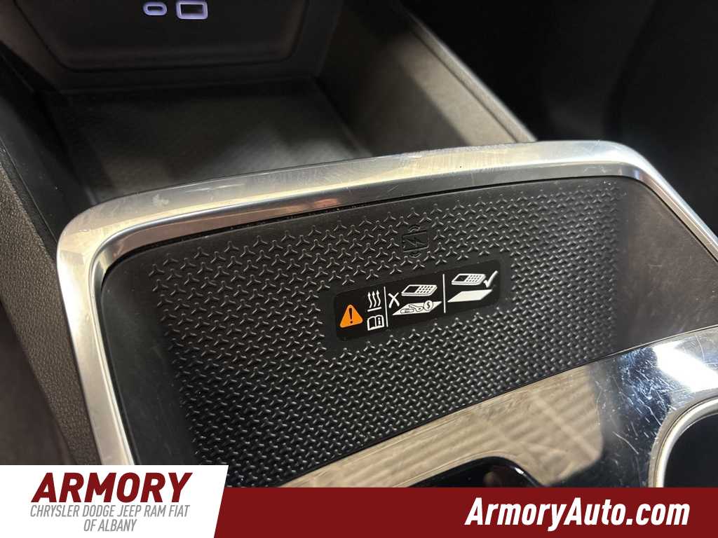 Thumbnail: 2025 Chevrolet Equinox - 22