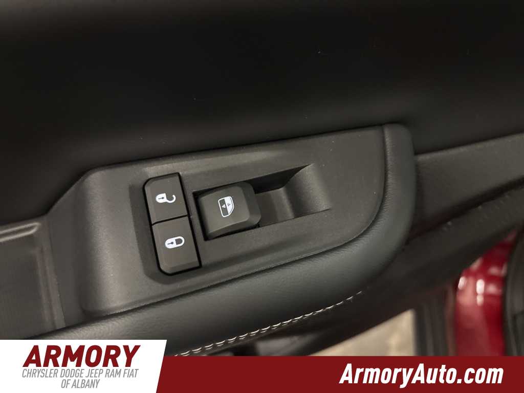 Thumbnail: 2026 Jeep Grand Cherokee - 26