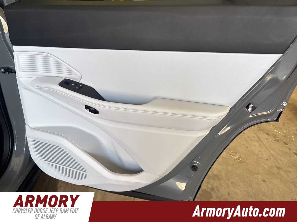 Thumbnail: 2026 Jeep Cherokee - 30