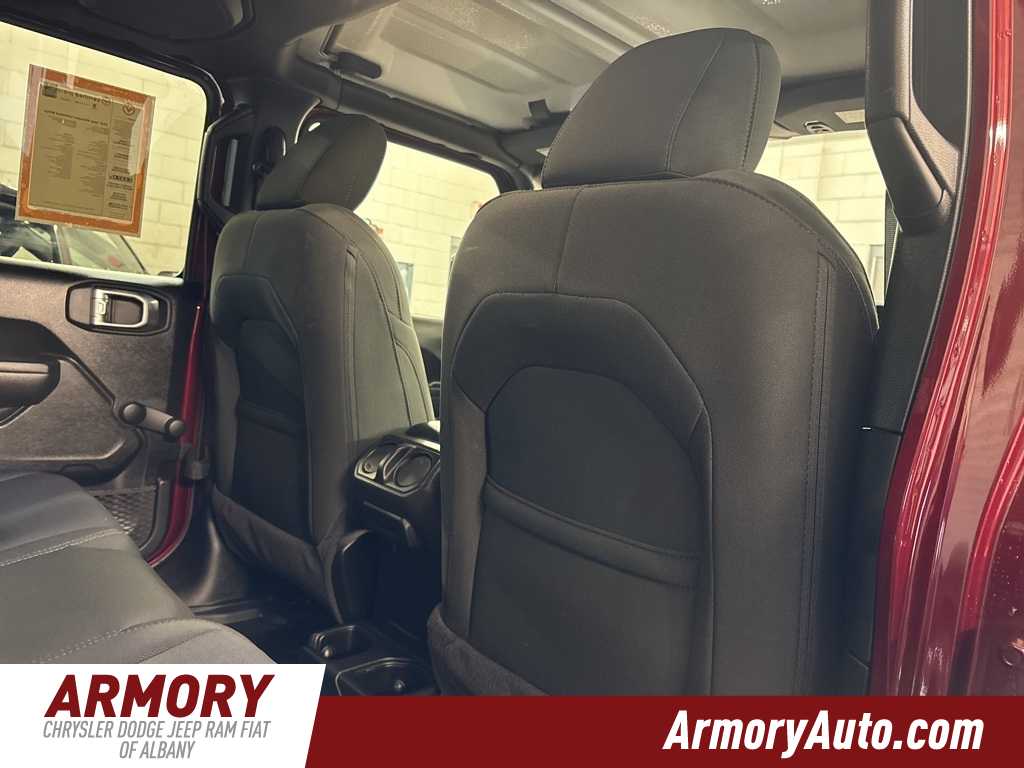 Thumbnail: 2021 Jeep Wrangler - 29