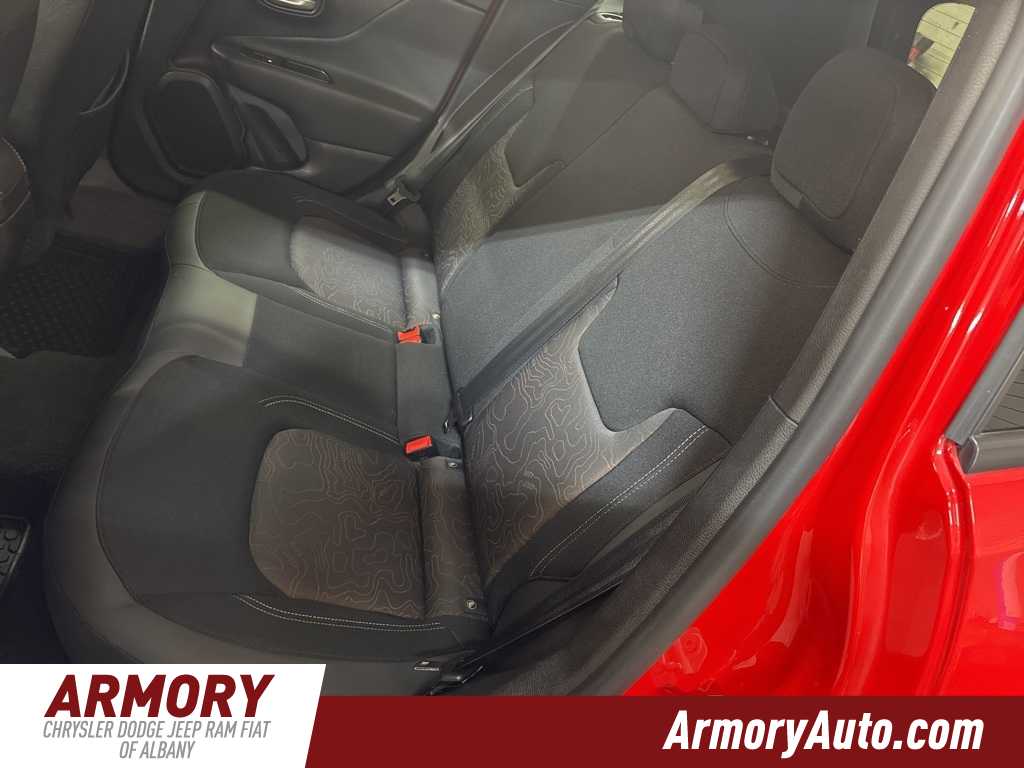 Thumbnail: 2023 Jeep Renegade - 26