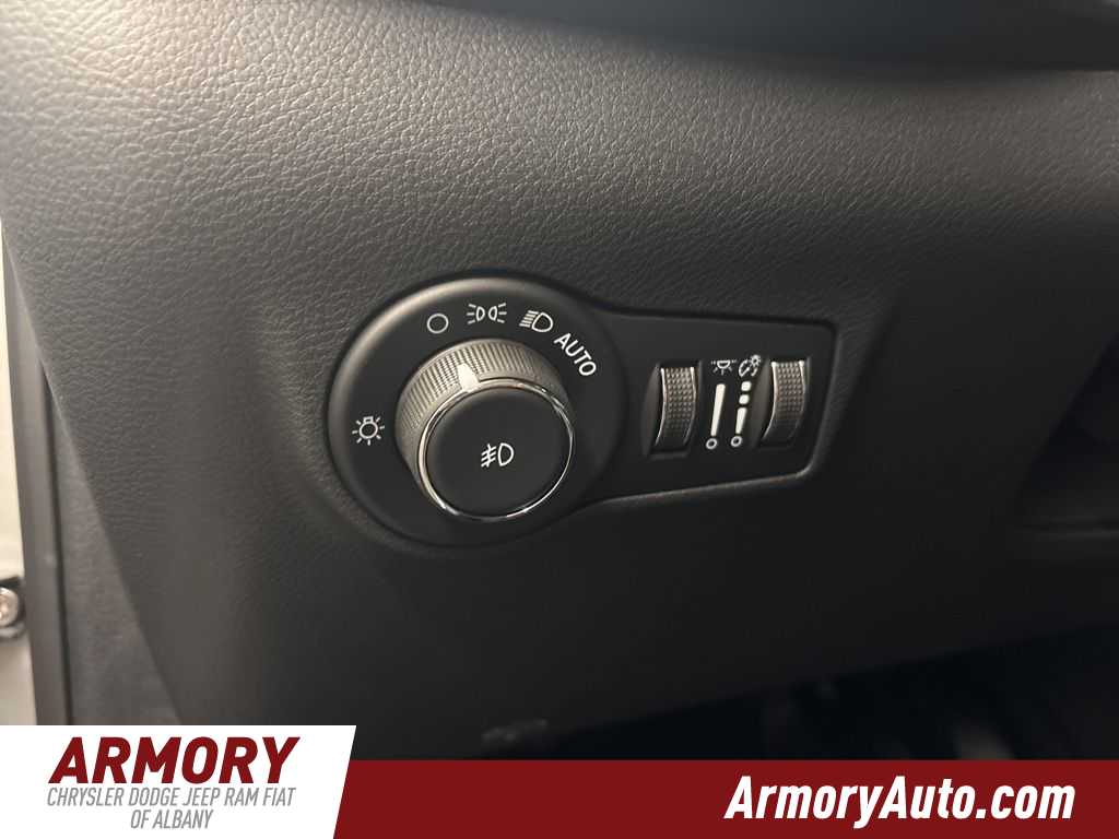 Thumbnail: 2026 Jeep Compass - 10