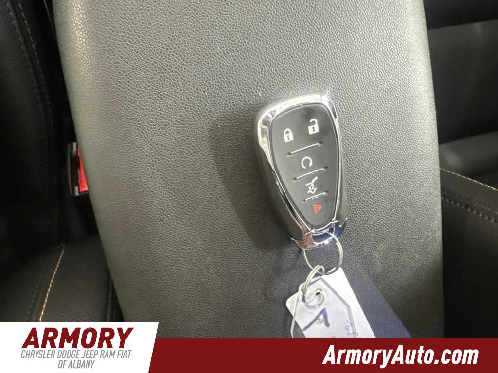 Thumbnail: 2020 Chevrolet Equinox - 18