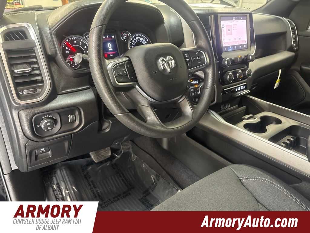 Thumbnail: 2026 RAM 1500 - 9