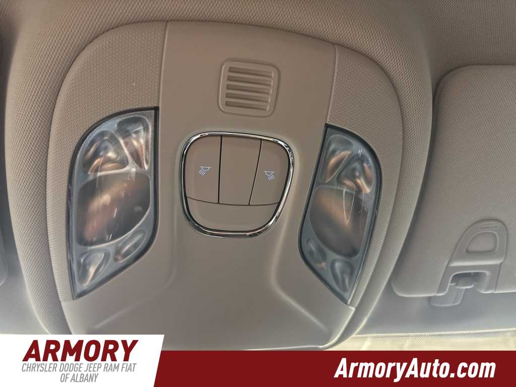 Thumbnail: 2020 Jeep Compass - 15