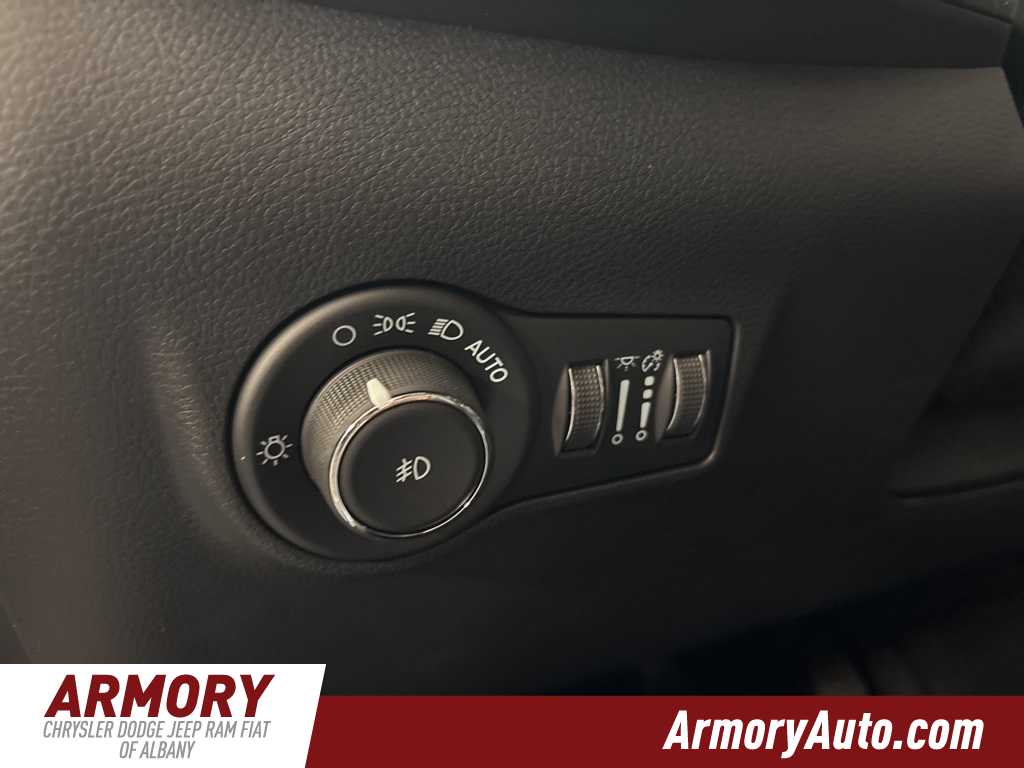 Thumbnail: 2026 Jeep Compass - 9