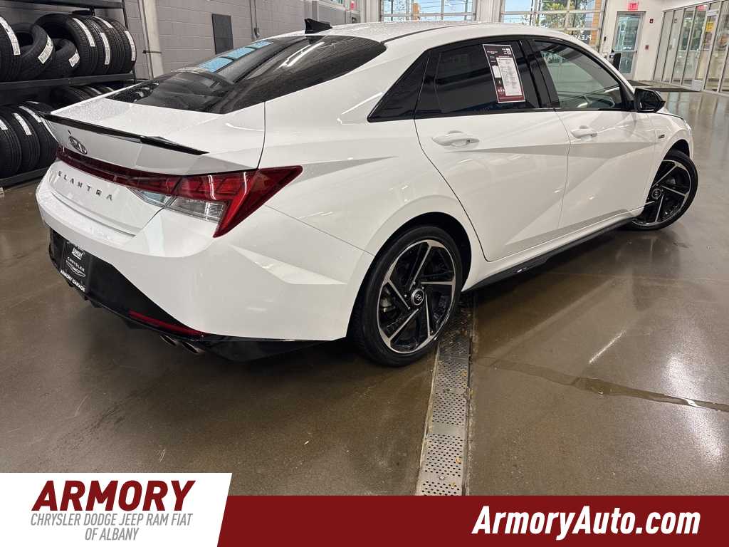 Thumbnail: 2023 Hyundai Elantra - 4