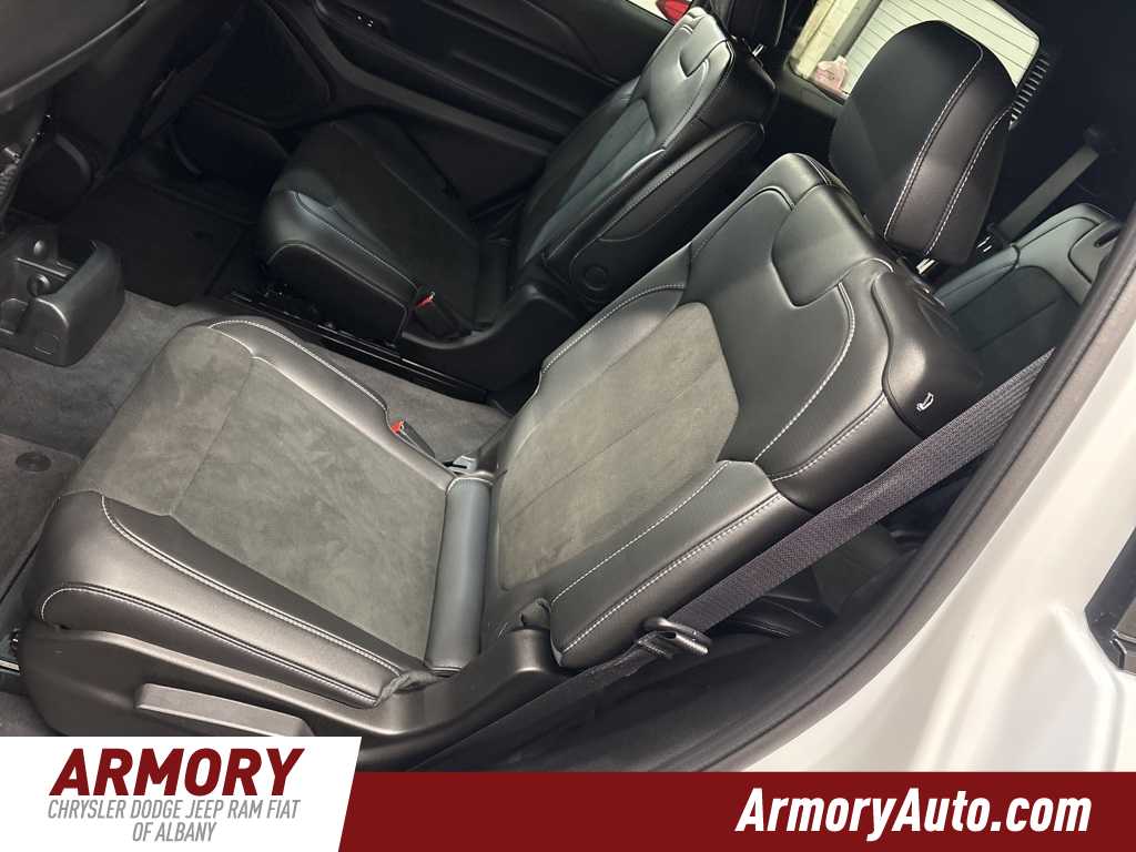 Thumbnail: 2025 Jeep Grand Cherokee L - 25