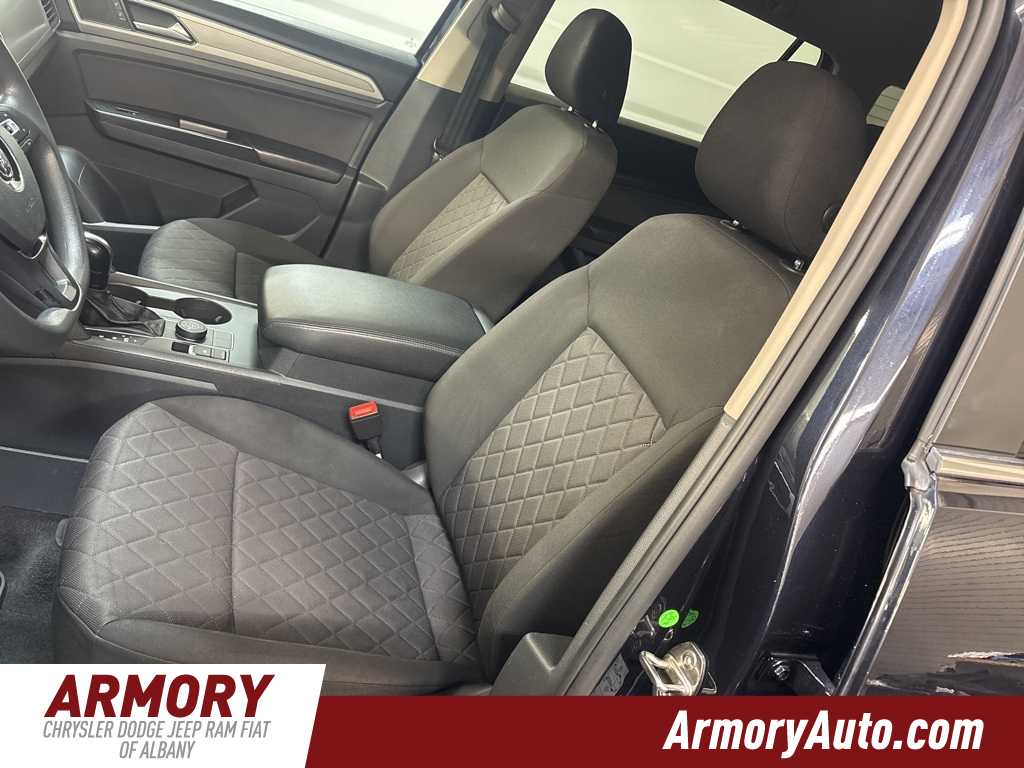 Thumbnail: 2018 Volkswagen Atlas - 12