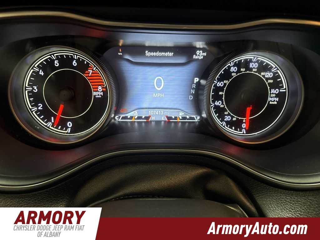 Thumbnail: 2019 Jeep Cherokee - 16