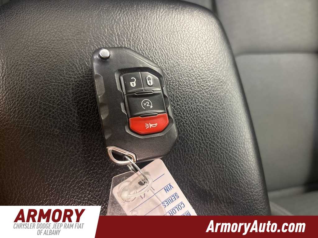 Thumbnail: 2022 Jeep Wrangler - 22