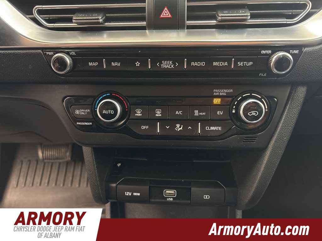 Thumbnail: 2022 Kia Niro - 17