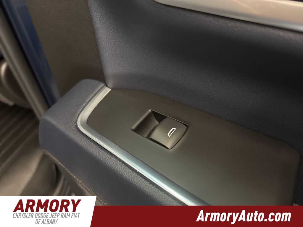 Thumbnail: 2022 Chevrolet Silverado 1500 - 33