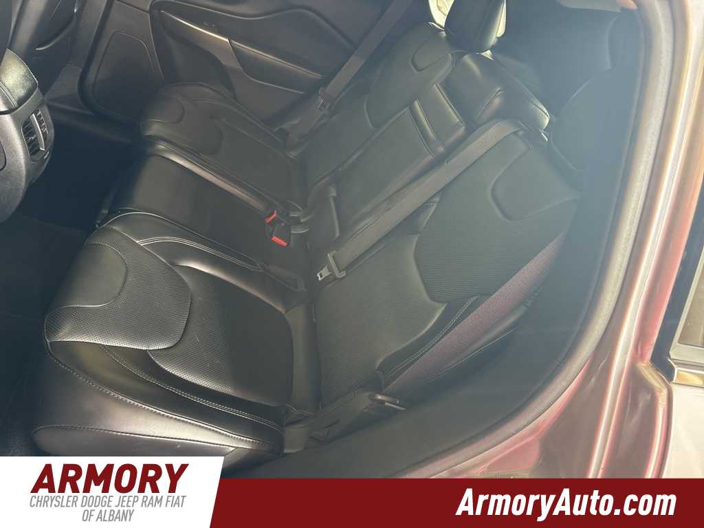 Thumbnail: 2019 Jeep Cherokee - 29