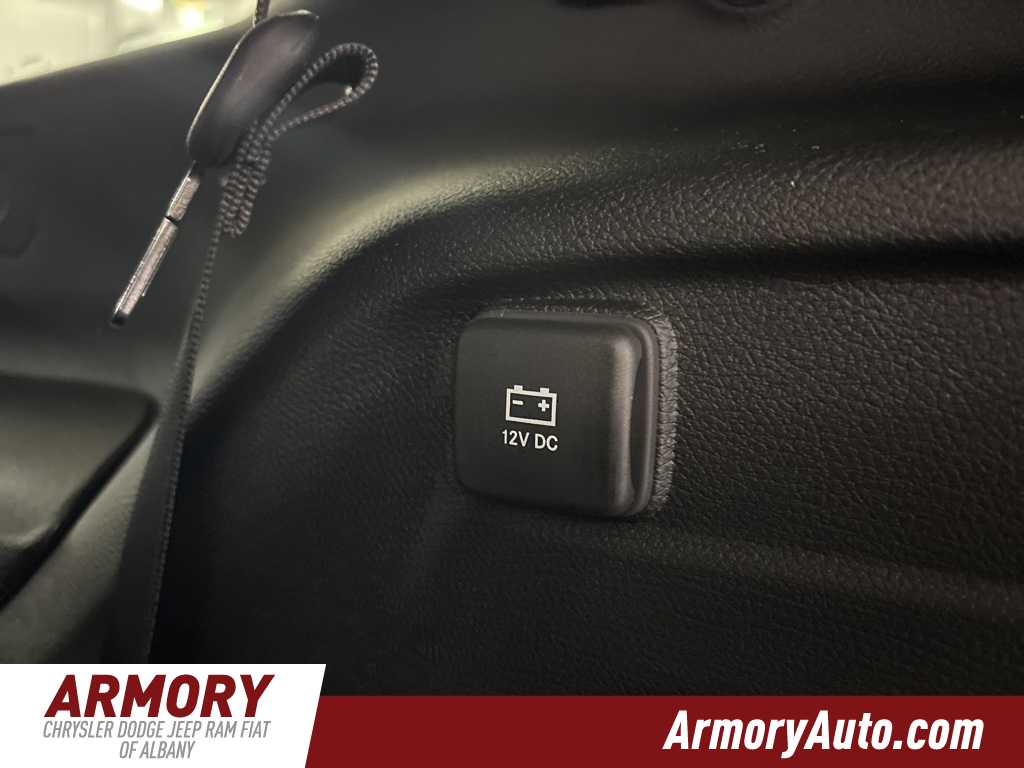 Thumbnail: 2025 Jeep Grand Cherokee L - 29