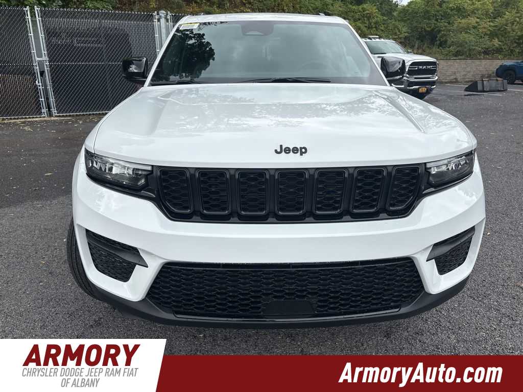 Thumbnail: 2025 Jeep Grand Cherokee - 2