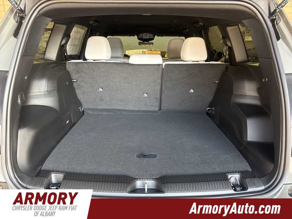 Thumbnail: 2026 Jeep Cherokee - 28