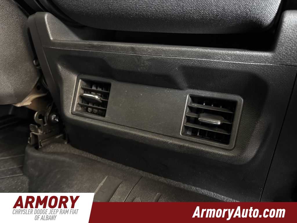 Thumbnail: 2022 Chevrolet Silverado 1500 - 27