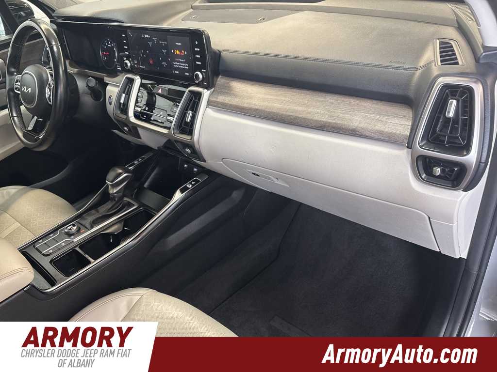 Thumbnail: 2022 Kia Sorento - 51