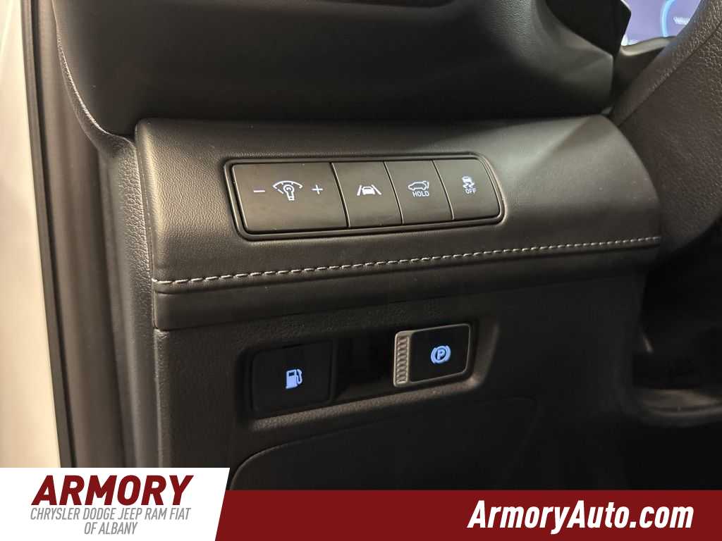 Thumbnail: 2022 Hyundai Santa Fe - 13