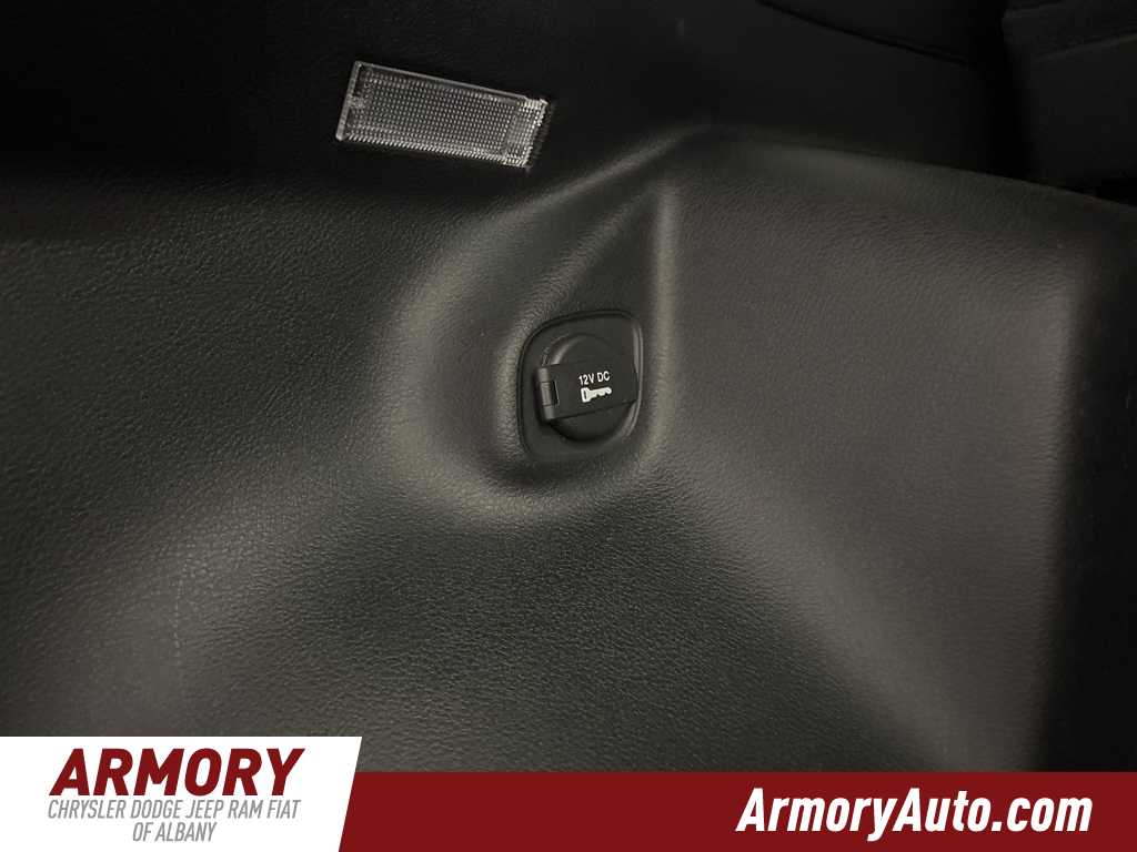 Thumbnail: 2020 Jeep Cherokee - 27