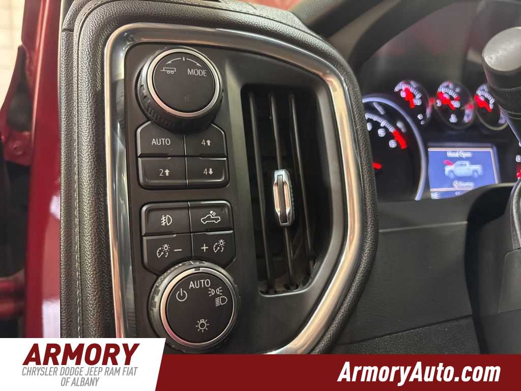 Thumbnail: 2020 Chevrolet Silverado 1500 - 11