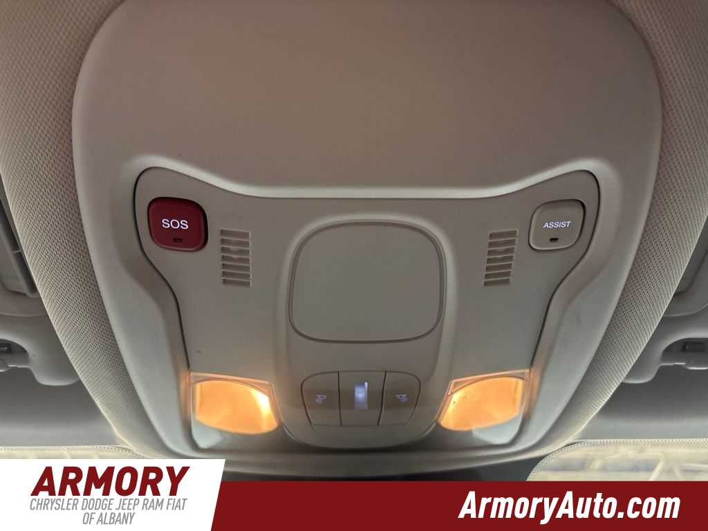 Thumbnail: 2023 Jeep Renegade - 23