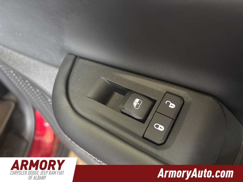 Thumbnail: 2026 Jeep Grand Cherokee - 33